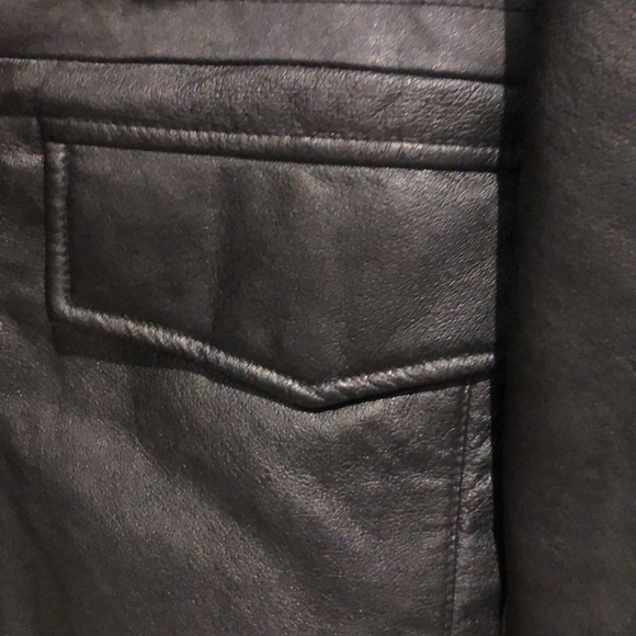 Vintage Cooper black leather jacket. four pockets in front full length zipper - Picture 13 of 15